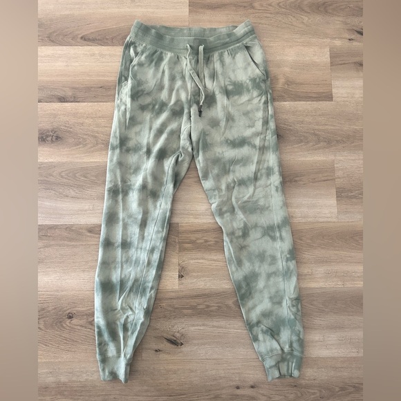 Old Navy Green Tie-Dye Jogger Sweatpants, Unisex, Size S Tall | Like New - Picture 1 of 9